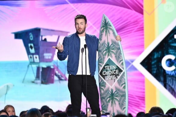 Chris Evans - Cérémonie des Teen Choice Awards 2016 dans la salle "The Forum" à Inglewood, Los Angeles, le 31 juillet 2016.