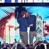 Kobe Bryant et Justin Timberlake - Cérémonie des Teen Choice Awards 2016 dans la salle "The Forum" à Inglewood, Los Angeles, le 31 juillet 2016.