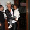 Bobby Brown se rend au restaurant "Madeo" avec sa femme Alicia Etheredge et d'autres membres de sa famille a West Hollywood, le 6 mai 2013.