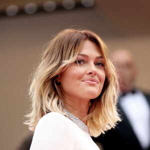 Caroline Receveur (bijoux Messika) - Montée des marches du film "Ma Loute" lors du 69ème Festival International du Film de Cannes. Le 13 mai 2016. © Borde-Jacovides-Moreau/Bestimage