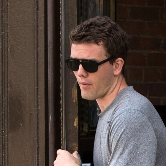 Taylor Swift se rend à son cours de gym avec son frère Austin à New York, le 14 juin 2014.