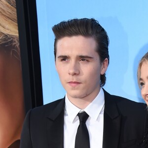 Brooklyn Beckham et Chloe Grace Moretz à la première de Neighbors 2: Sorority Rising au théâtre Regency Village à Westwood, le 16 mai 2016