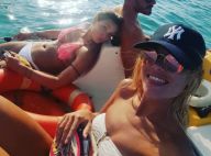 Priscilla Betti et Joy Esther en bikini : Deux copines sensuelles en Sicile