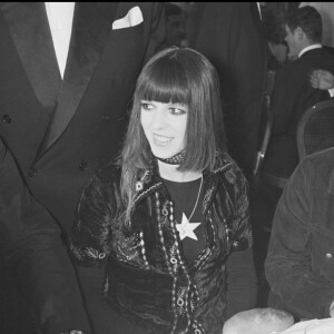 Ringo Starr et sa première femme Maureen (née Cox) lors d'un dîner après le Grand Prix de F1 de Monaco le 23 mai 1971