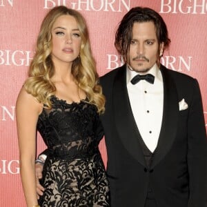 Johnny Depp et sa femme Amber Heard - People à la 27ème soirée annuelle du Festival du film de Palm Springs au Convention Center le 2 janvier 2016.