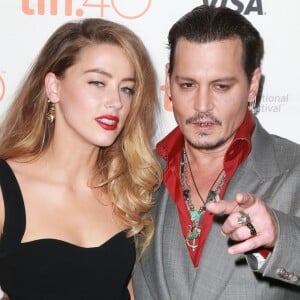 Amber Heard et son mari Johnny Depp - Avant-première du film "Black Mass" lors du Festival International du film de Toronto, le 14 septembre 2015.