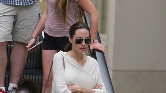 Angelina Jolie : Instant shopping avec ses deux préados Zahara et Pax