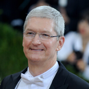 Tim Cook - Soirée Costume Institute Benefit Gala 2016 (Met Ball) sur le thème de "Manus x Machina" au Metropolitan Museum of Art à New York, le 2 mai 2016.