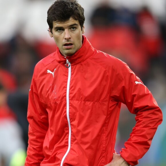 Yoann Gourcuff - People au match de football "PSG - Rennes" au Parc des Princes à Paris le 29 avril 2016