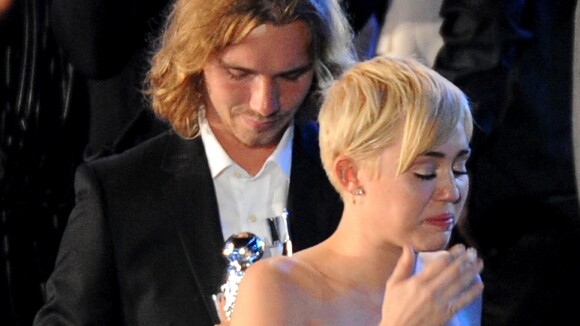 Miley Cyrus : Le SDF qu'elle avait aidé vend son trophée gagné aux VMA !