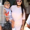 Kourtney Kardashian et ses enfants Mason et Penelope en route pour l'église à Los Angeles le 14 août 2016.