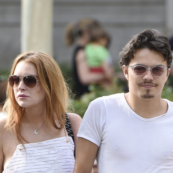 Lindsay Lohan et son compagnon Egor Tarabasov se promènent dans les rues de Madrid. Le 10 juin 2016