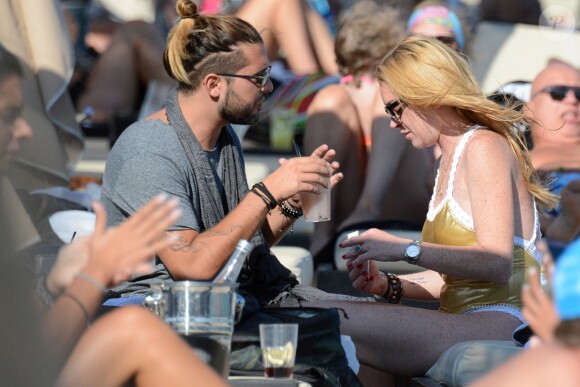 Lindsay Lohan et Dennis Papageorgiou, propriétaire du Rakkan Mykonos en Grèce, le 28 août 2016