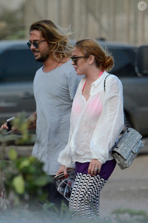 Lindsay Lohan et Dennis Papageorgiou, propriétaire du Rakkan Mykonos en Grèce, le 26 août 2016