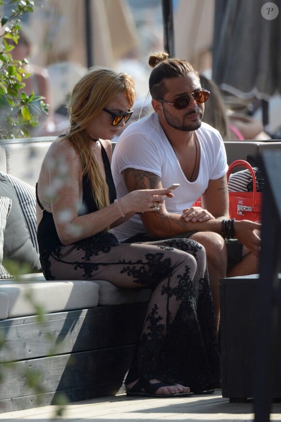 Lindsay Lohan et Dennis Papageorgiou, propriétaire du Rakkan Mykonos en Grèce, le 24 août 2016