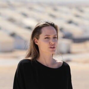 Angelina Jolie durant sa visite dans le camp de réfugiés Syriens à Azraq en Jordanie, le 9 Septembre 2016