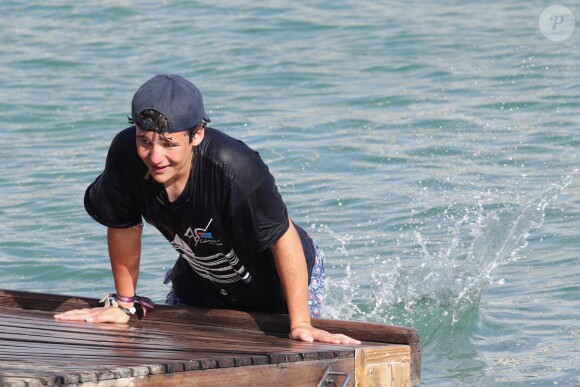 Felipe Froilàn de Marichalar, fils de l'infante Elena d'Espagne, le 5 août 2016 lors du dernier jour de son stage de voile à l'école nautique de Palma de Majorque.