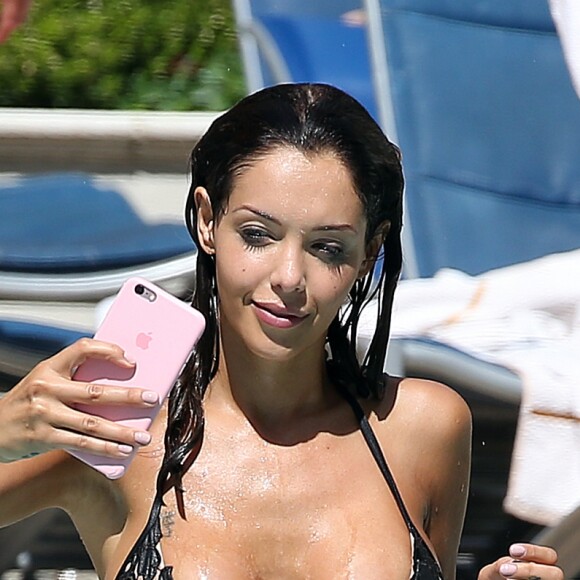 Exclusif - Nabilla Benattia et son compagnon Thomas Vergara en vacances à Las Vegas, le 7 août 2016.