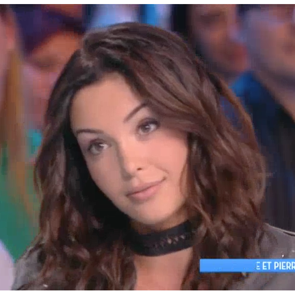 Nabilla dans "Touche pas à mon poste" sur C8. Le 12 septembre 2016.