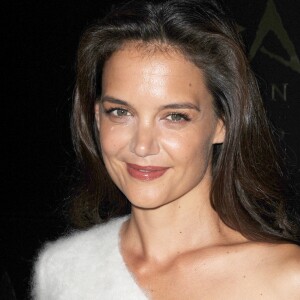 Katie Holmes arrive pour l'inauguration du restaurant "Avra Madison" à New York, le 8 septembre 2016.