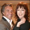 Gérard Holtz et Julie Arnold - Soirée pour le dîner de l'hôtel Guanahani à Paris en 2009