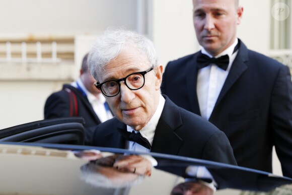 Exclusif - Woody Allen - Les acteurs du film "Café Society" à la sortie de l'hôtel Carlton pour se rendre à la montée des marches lors du 69e Festival International du Film de Cannes. Le 11 mai 2016 © Philippe Doignon / Bestimage