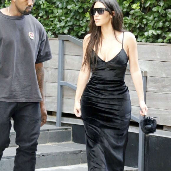 Kanye West et Kim Kardashian quittent leur appartement Airbnb à New York, le 14 septembre 2016.