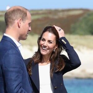 La duchesse Catherine de Cambridge lookée à la coule le 2 septembre 2016 pour une courte visite dans les Îles Scilly.