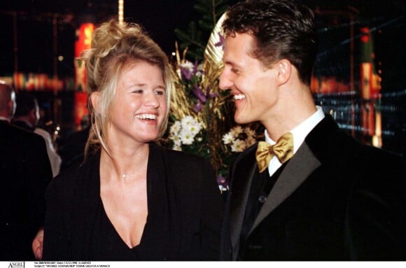 Michael Schumacher et sa femme Corinna au gala de la FIA à Monaco en décembre 1998