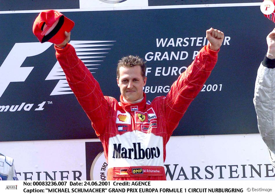 Michael Schumacher Sur Le Podium Du Grand Prix Deurope 2001 Purepeople