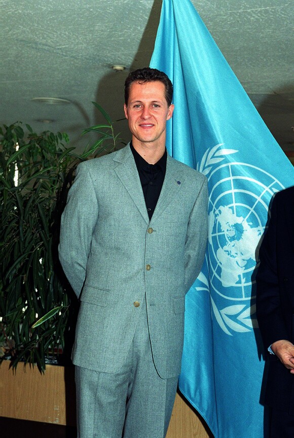 Michael Schumacher à l'Unesco en avril 2002