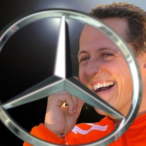 Michael Schumacher annonce son retour dans l'écurie Mercedes pour l'année 2010, le 4 décembre 2009