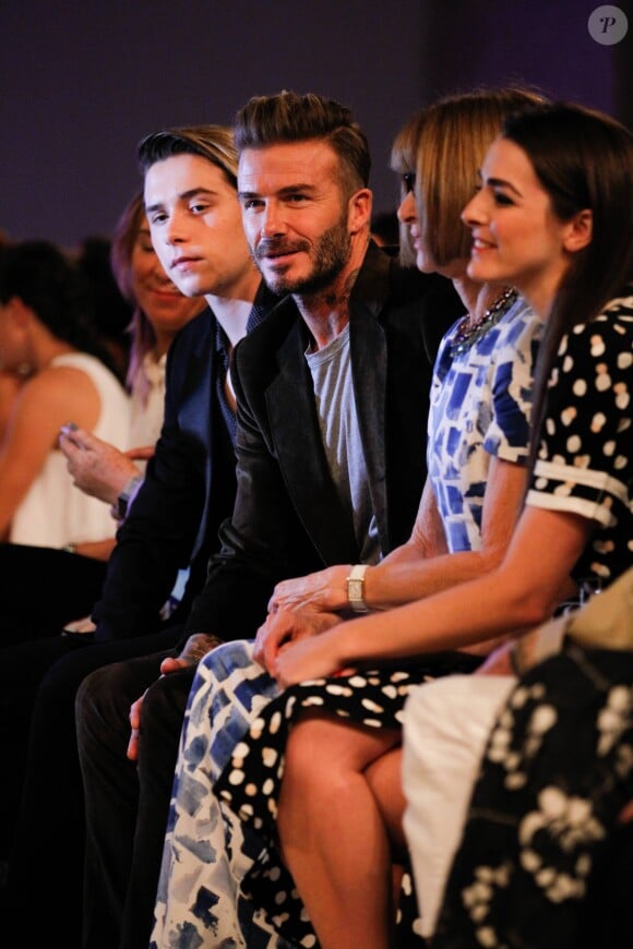 Brooklyn Beckham, David Beckham and Anna Wintour - People au défilé de mode prêt-à-porter printemps-été 2017 "Victoria Beckham" lors de la fashion week de New York. Le 11 septembre 2016