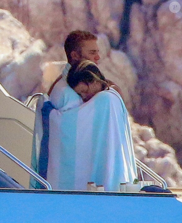 Exclusif - Justin Bieber et Sofia Richie en vacances romantique sur un yacht à Los Cabos au Mexique le 28 août 2016
