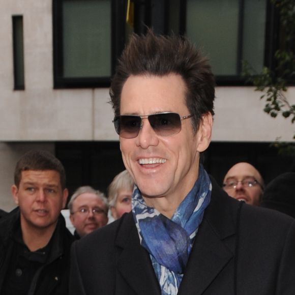 Jim Carrey arrive à la BBC Radio 2 à Londres, le 21 novembre 2014.