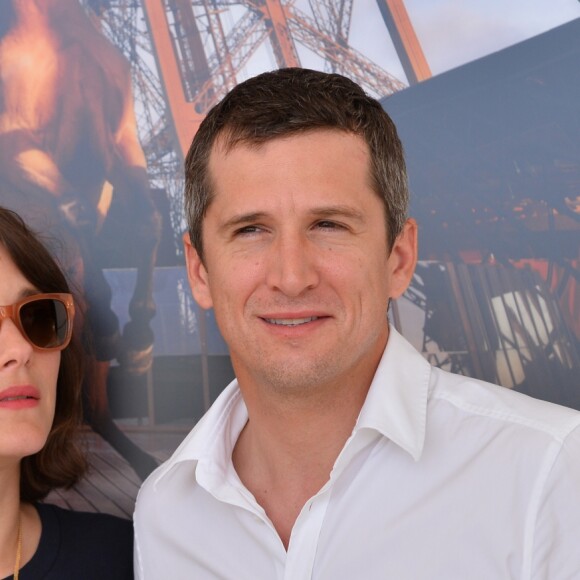 Exclusif - Marion Cotillard et son compagnon Guillaume Canet à Paris, le 4 juillet 2015