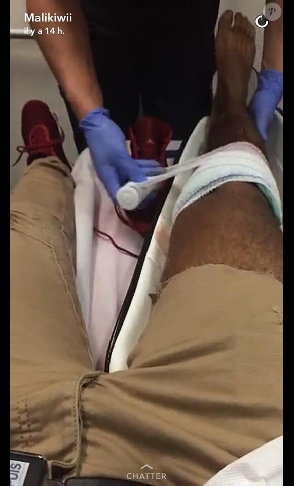 Malik (ex de Sarah Fraisou) après s'être fait tirer dessus dans la nuit du 23 au 24 septembre 2016 à Argenteuil. Le jeune homme a été blessé à la jambe.