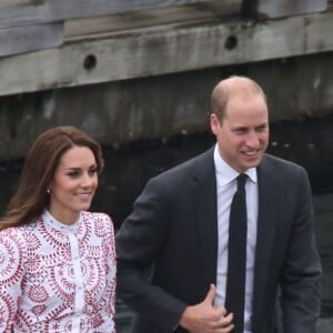 Le prince William et Kate Middleton, duc et duchesse de Cambridge, sont arrivés à Vancouver en hydravion le 25 septembre 2016 pour le deuxième jour de leur visite officielle au Canada.