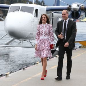 Le prince William et Kate Middleton, duc et duchesse de Cambridge, sont arrivés à Vancouver en hydravion le 25 septembre 2016 pour le deuxième jour de leur visite officielle au Canada.