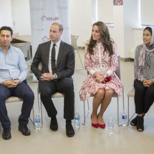 Le prince William et Kate Middleton, duc et duchesse de Cambridge, ont découvert le travail de la Société des Services pour les Immigrants de Colombie-Britannique (ISSBC) à Vancouver en compagnie du Premier ministre Justin Trudeau et de son épouse Sophie Grégoire Trudeau, dans le cadre de leur voyage officiel au Canada, le 25 septembre 2016.