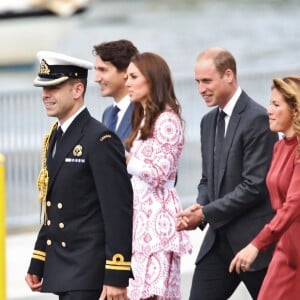 Le prince William et Kate Middleton à Vancouver lors de leur voyage officiel au Canada, le 25 septembre 2016, accompagnés par le premier ministre Justin Trudeau et sa femme Sophie Grégoire Trudeau.