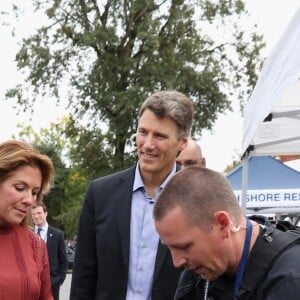 Le prince William et Kate Middleton, duc et duchesse de Cambridge, ont visitent le poste de garde-côtes de Kitsilano en compagnie du premier ministre Justin Trudeau et de son épouse Sophie Grégoire Trudeau, le 25 septembre 2016 à Vancouver, au deuxième jour de leur voyage officiel au Canada.