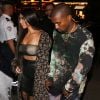 Kim Kardashian et son mari Kanye West arrivent au défilé Off White collection printemps été 2017 à Paris le 29 septembre 2016