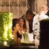 Kim Kardashian et Kanye West à l'after party du show Balmain avec Olivier Rousteing et Kourtney Kardashian au restaurant Loulou à Paris, le 30 septembre 2016