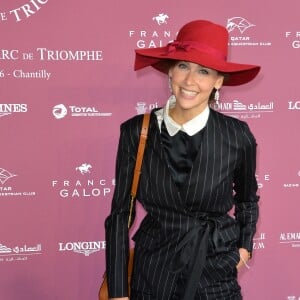 Ophélie Meunier au 95ème Qatar Prix de l'Arc de Triomphe à l'Hippodrome de Chantilly le 2 octobre 2016.