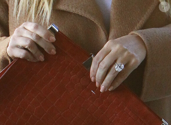 Kim Kardashian et son amie Blac Chyna vont faire du shopping a Los Angeles, le 13 decembre 2013.
