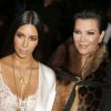 Kim Kardashian et sa mère Kris Jenner au défilé de mode "Givenchy", collection prêt-à-porter Printemps-Eté 2017 lors de la Fashion Week de Paris, France, le 2 October 2016. © Christophe Aubert via Bestimage