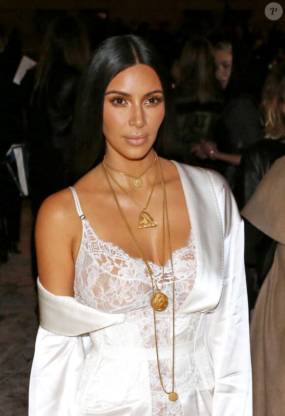 Kim Kardashian au défilé de mode "Givenchy", collection prêt-à-porter Printemps-Eté 2017 lors de la Fashion Week de Paris, France, le 2 October 2016. © Agence/Bestimage