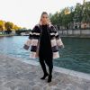 Jasmine Sanders - Défilé Paul & Joe (collection prêt-à-porter printemps-été 2017) sur le Quai des Célestins. Paris, le 4 octobre 2016.