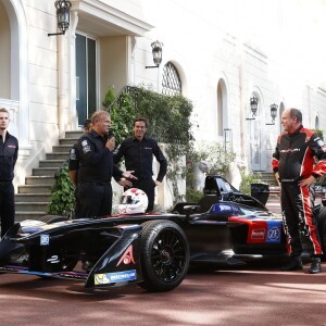 Le prince Albert II de Monaco lors de la présentation de la nouvelle monoplace de Formule E de Venturi au palais princier à Monaco le 26 septembre 2016. © Jean-Charles Vinaj / Pool Monaco / Bestimage